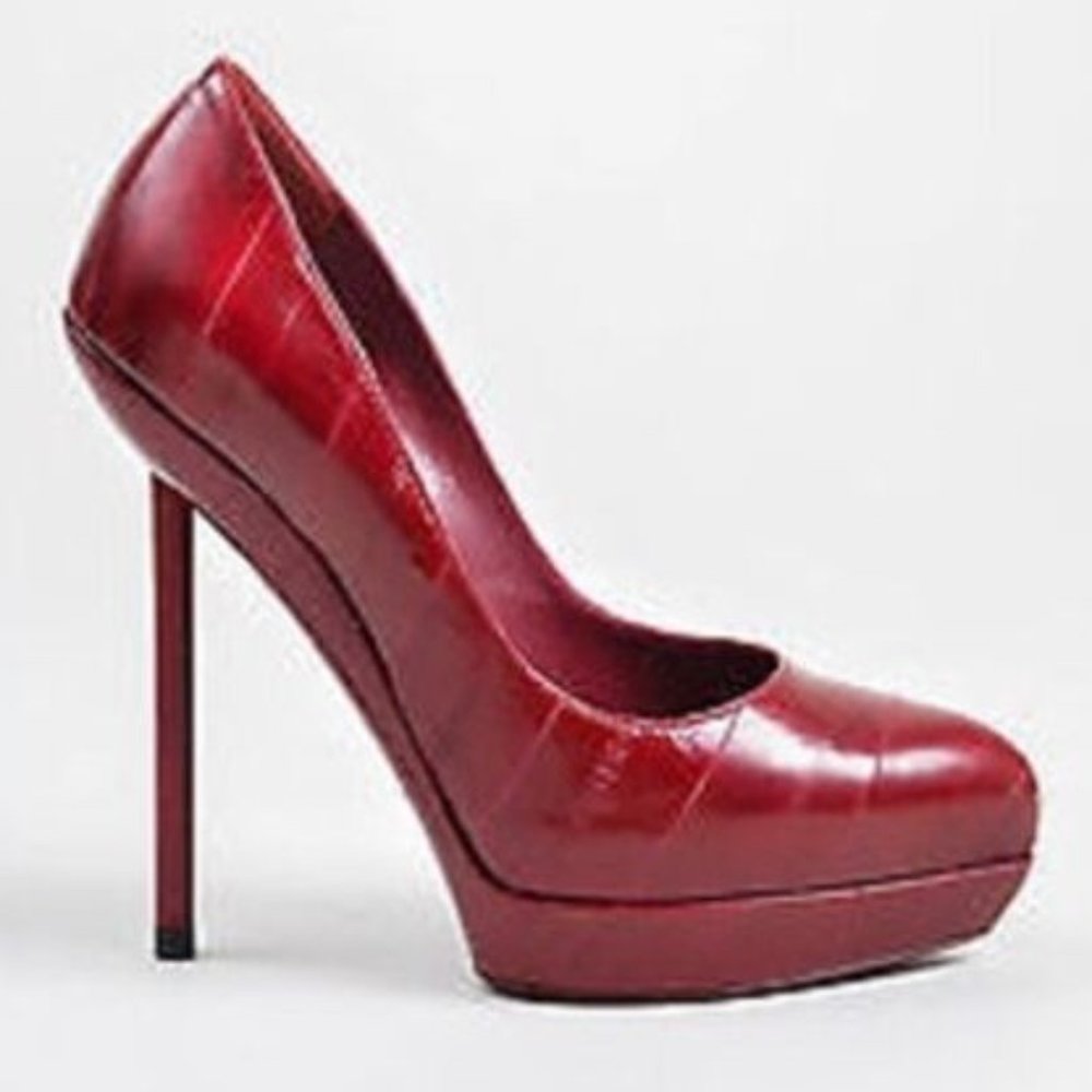 NEW 100% AUTHENTIC YVES SAINT LAURENT "DIVINE" Eel Skin Pump 8.5